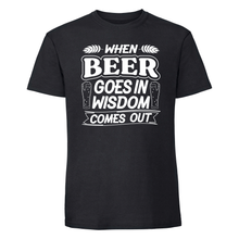 When Beer Goes In - Männer T-Shirt
